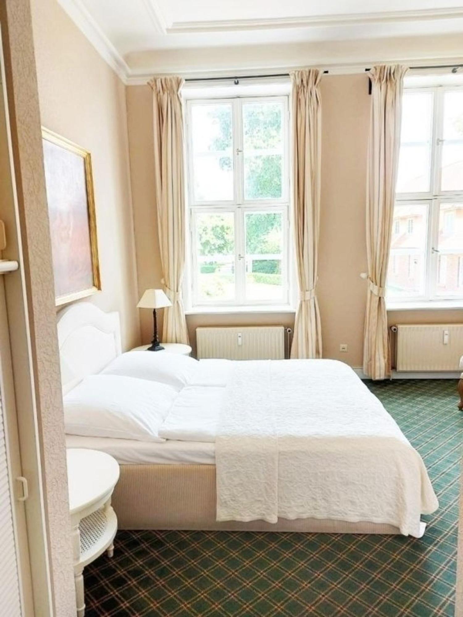 Herrenhaus Appartement 4 Luedersburg Екстер'єр фото